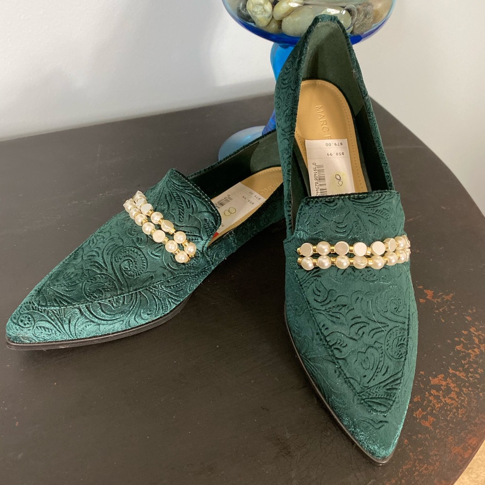 NWOT Marc Fisher Green Velvet Shoes
